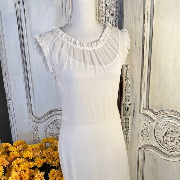 LC Lauren Conrad Unique Elegant White Sleeveless Maxi Dress - Picture 3 of 13